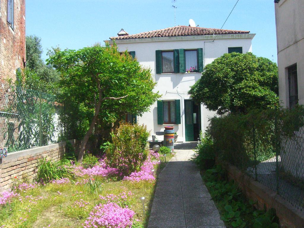 Ca' Del Pomo Grana' Bed & Breakfast Murano Exterior photo