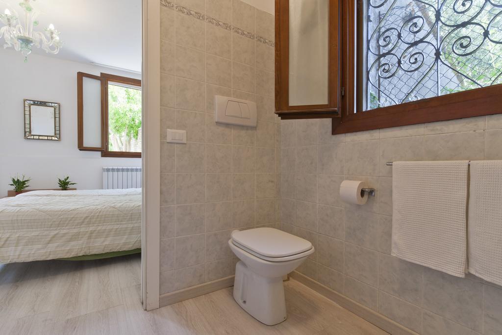 Ca' Del Pomo Grana' Bed & Breakfast Murano Exterior photo