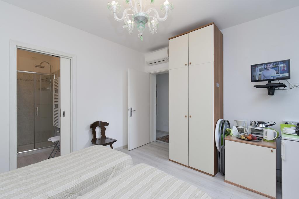 Ca' Del Pomo Grana' Bed & Breakfast Murano Exterior photo
