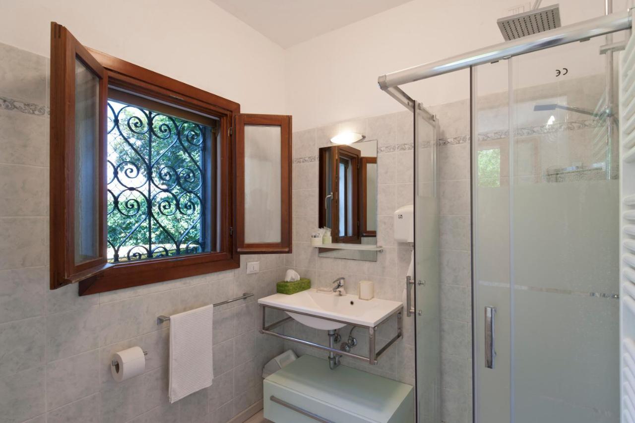 Ca' Del Pomo Grana' Bed & Breakfast Murano Exterior photo